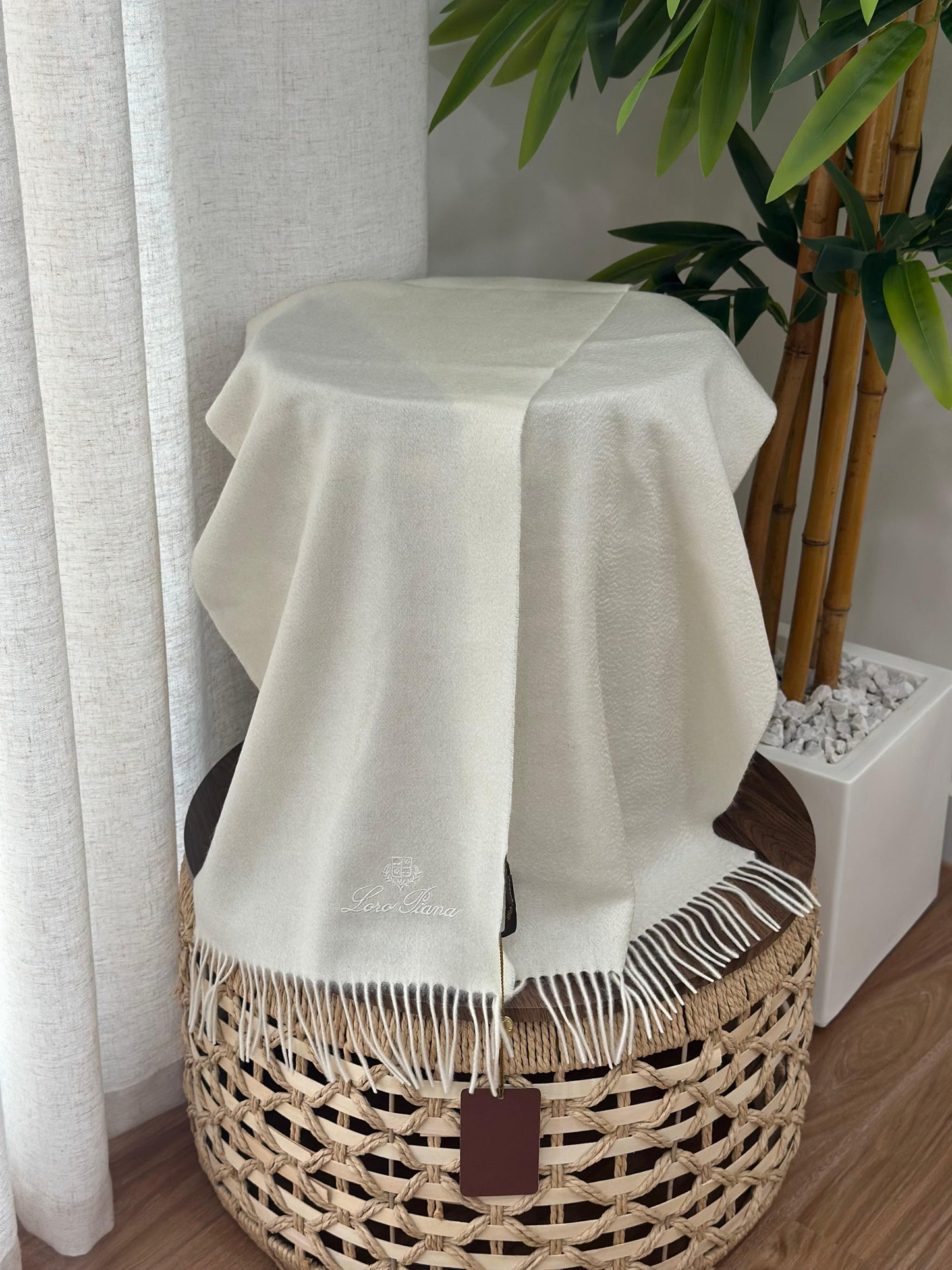 Loro Piana Grande Unita Scarf (White)